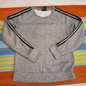 Adidas Heather Gray Crewneck Sweatshirt Boys Kids Size Small